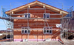 Haus mit Ger�st 