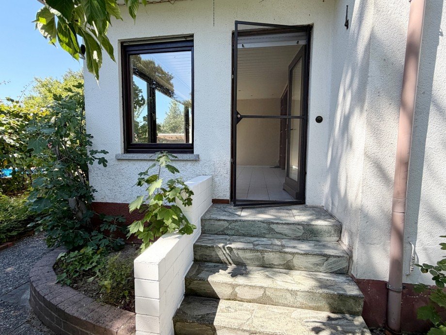 Gartenzugang Zweifamilienhaus Seeheim-Jugenheim
