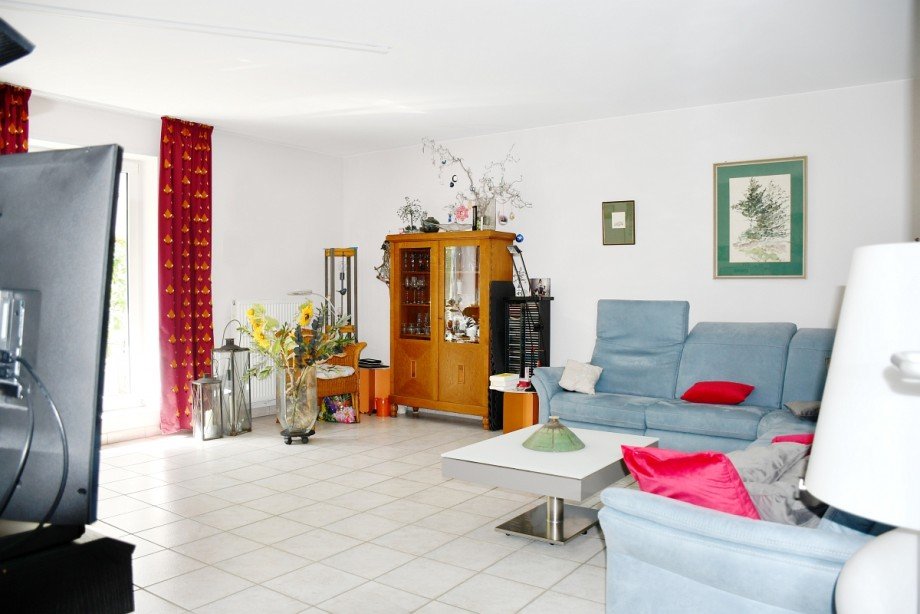 gro�z�giger Wohn-/Essbereich Etagenwohnung Darmstadt