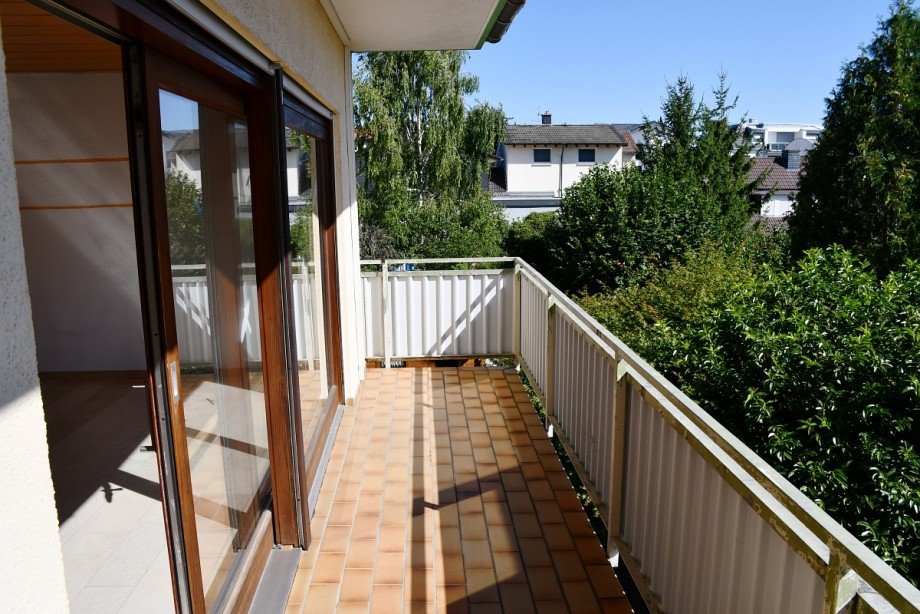 Sonnenbalkon Zweifamilienhaus Ober-Ramstadt