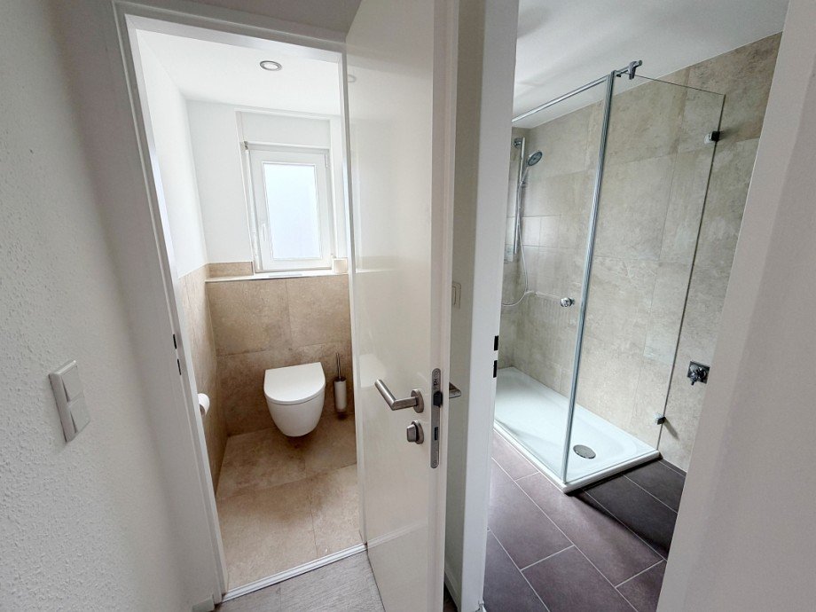 Tageslichtbad + separates WC Einfamilienhaus Darmstadt-Wixhausen