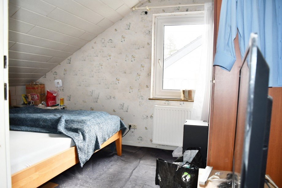 Wohnung DG Schlafzimmer Mehrfamilienhaus Darmstadt