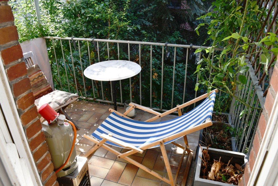 1. OG Balkon Mehrfamilienhaus Darmstadt