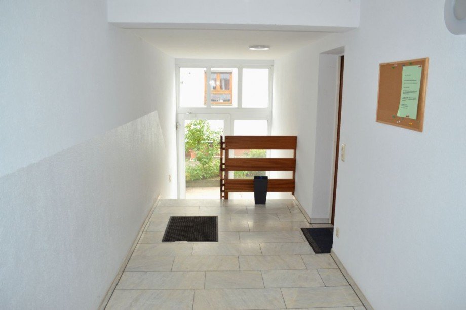 ansprechendes Treppenhaus Etagenwohnung Ro�dorf