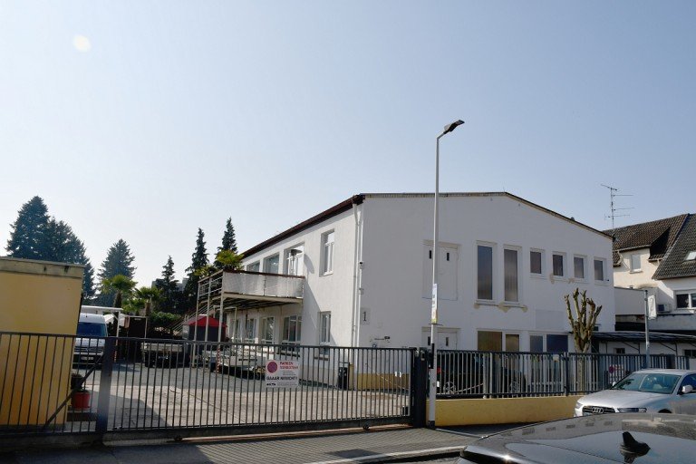 Geb�udeansicht Darmstadt-Arheilgen Grundst�ck Attraktives 1.344 m� gro�es Grundst�ck / Abriss mit vielseitig nutzbarer Bebauung