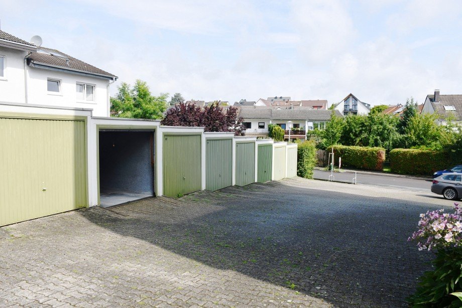 eigene Garage Etagenwohnung Reinheim
