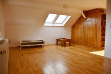 DG - Wohnen/Schlafen Gro�z�giges 3-Parteienhaus in angenehmer zentraler Wohnlage von Pfungstadt