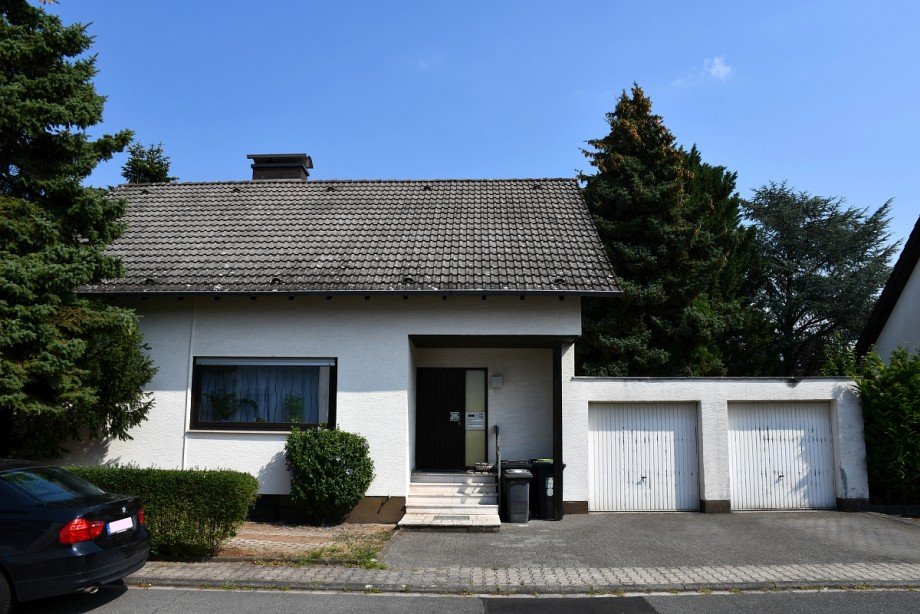 ... mit Doppelgarage Zweifamilienhaus Darmstadt-Wixhausen