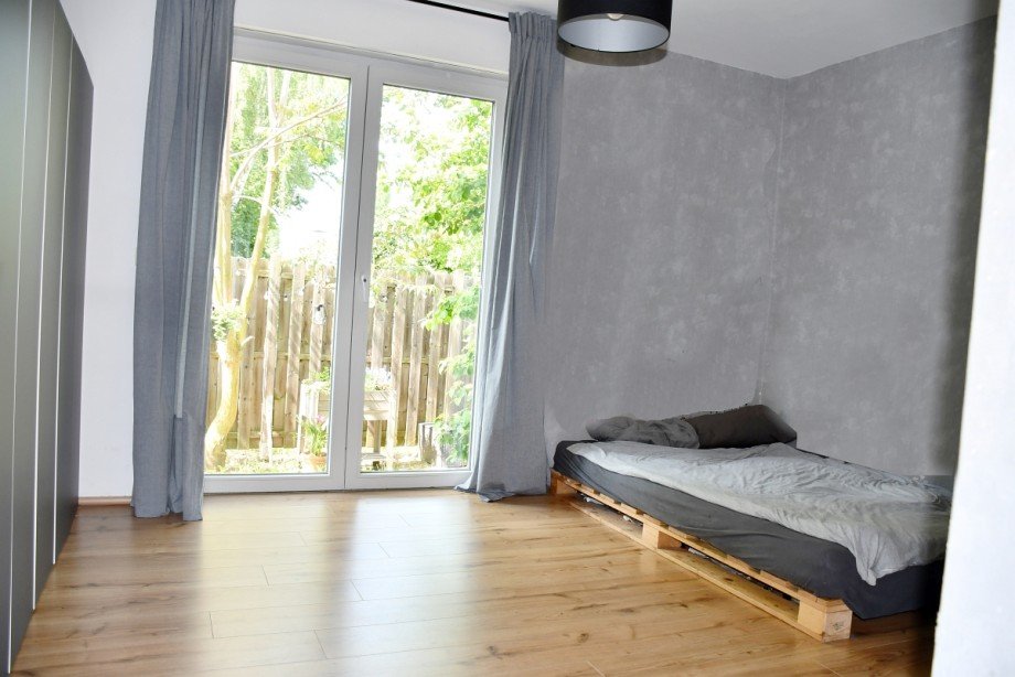 Wohnung EG: ansprechendes Kinderzimmer Zweifamilienhaus Darmstadt-Wixhausen