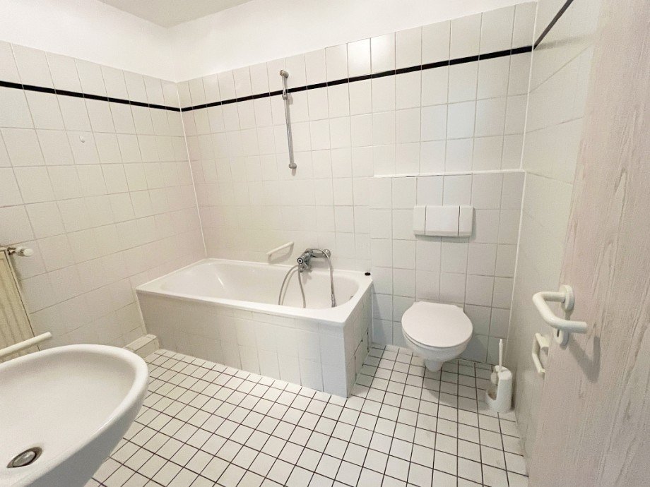 Bad Erdgeschosswohnung Griesheim