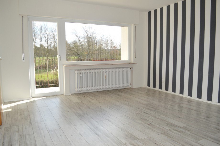 Wohnzimmer Obergeschoss Mehrfamilienhaus Gro�-Zimmern