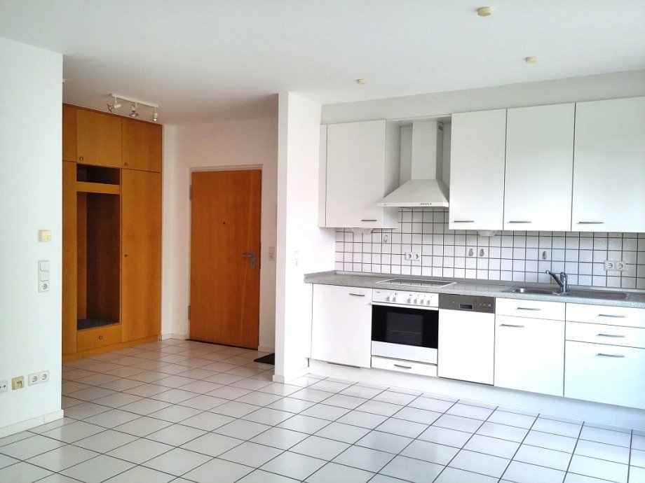 praktische K�chenzeile Etagenwohnung Darmstadt-Eberstadt