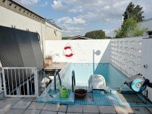 Pool mit Jetstream **RESERVIERT** Architektenbungalow + Einliegerwohnung + separate B�roeinheit in Feldrandlage