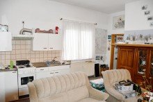 Anbau: Wohnen/Kochen **VERKAUFT** Ansprechendes 3-Parteienhaus in Riedstadt-Crumstadt