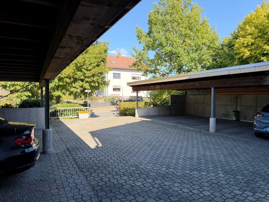 Pkw Stellplatz - Carport Wohnung Ro�dorf