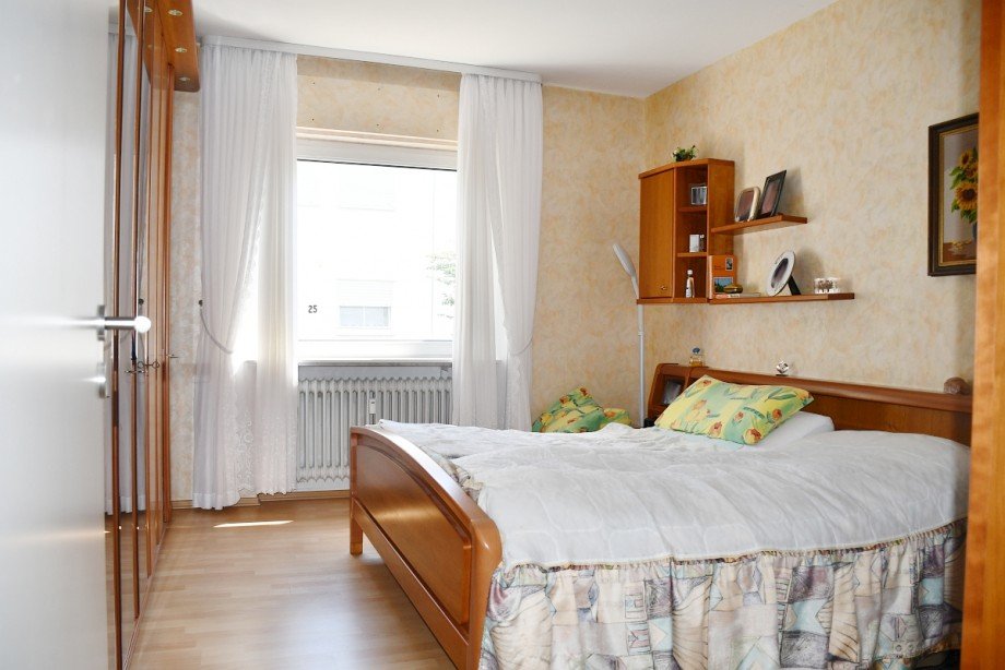 Wohnung EG - Schlafen Mehrfamilienhaus Griesheim