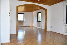 ger�umiger Wohn-/Essbereich **VERKAUFT** Charmantes Einfamilienhaus mit Ausbau- und weiterem Bebauungspotenzial