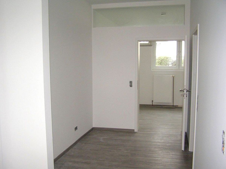 5 Flur Erdgeschosswohnung Darmstadt-Eberstadt