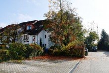 Hausansicht **VERKAUFT** Schicke Maisonettewohnung mit Sonnenbalkon und herrlichem Blick