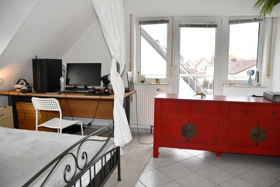 Schlafen DG Mehrfamilienhaus Pfungstadt