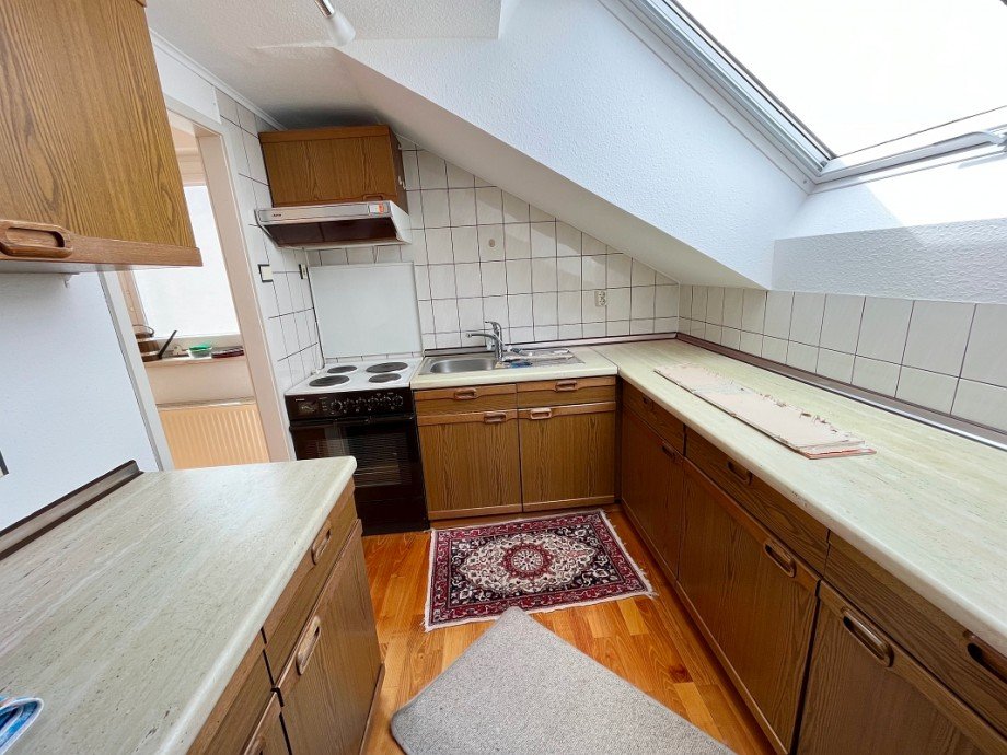 Einbauk�che Dachgeschoss Haus B�ttelborn-Worfelden