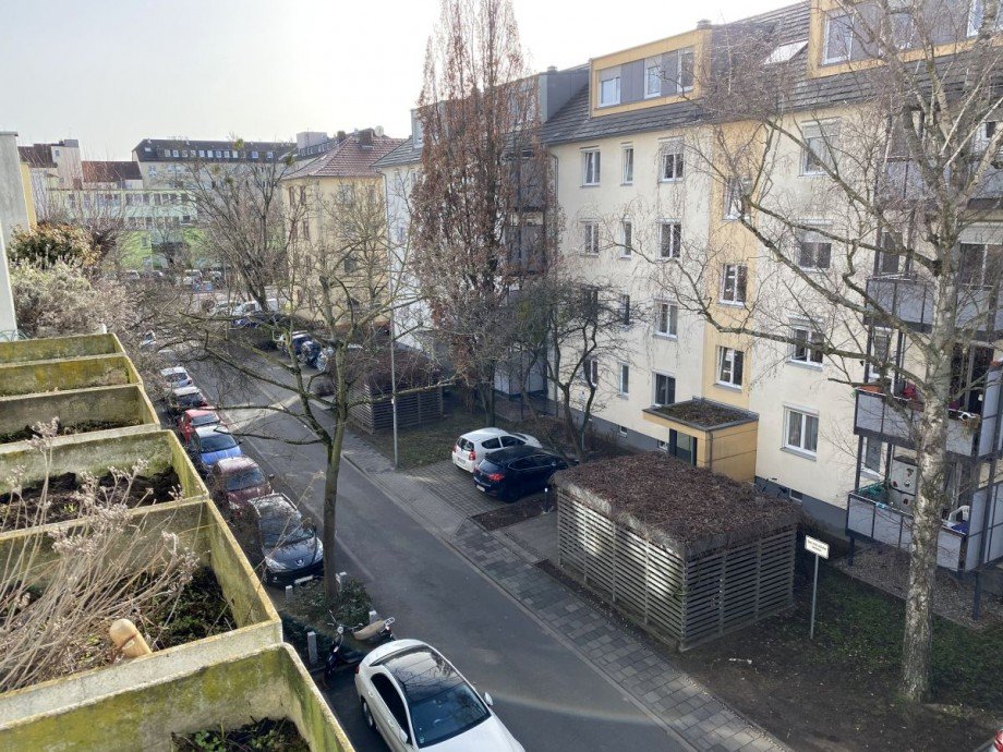 8 Blick vom Balkon Etagenwohnung Darmstadt