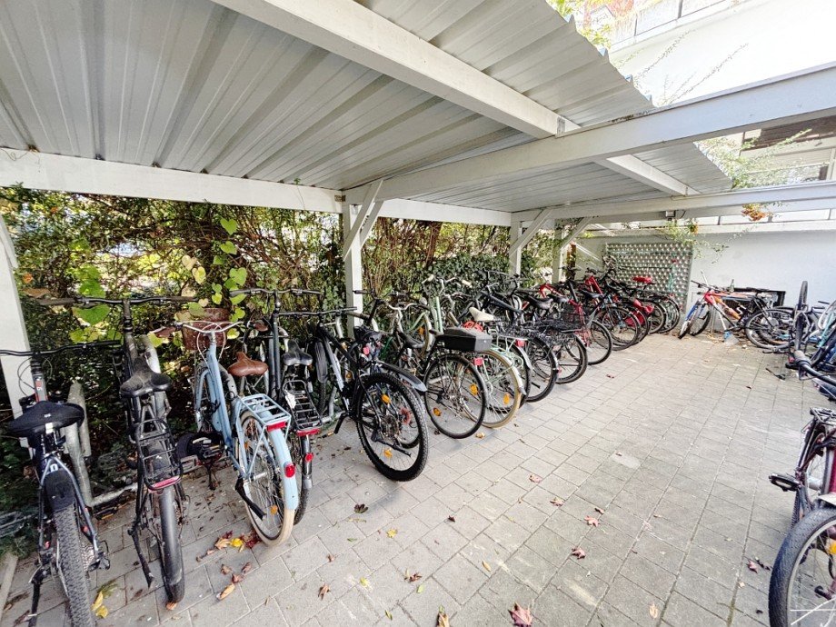 �berdachter Fahrradabstellplatz Etagenwohnung Darmstadt