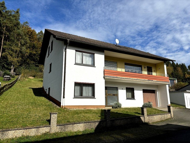Hausansicht Mossautal/Unter-Mossau Einfamilienhaus **VERKAUFT** Gro�es Haus mit Potenzial in sch�ner Odenwaldlage