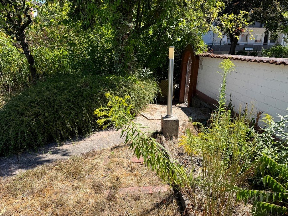 Garten mit weiterem Ausgang Zweifamilienhaus Seeheim-Jugenheim