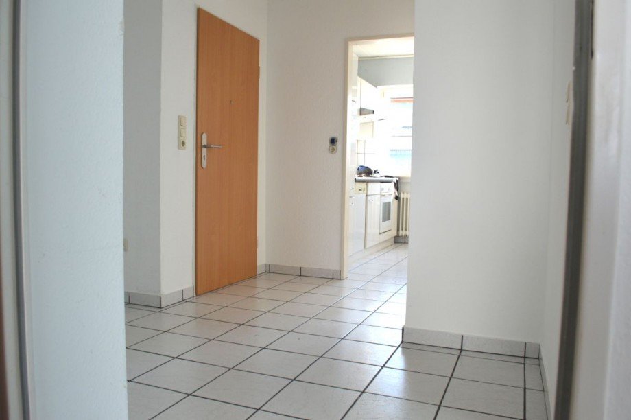 9 Diele Erdgeschosswohnung Weiterstadt-Gr�fenhausen