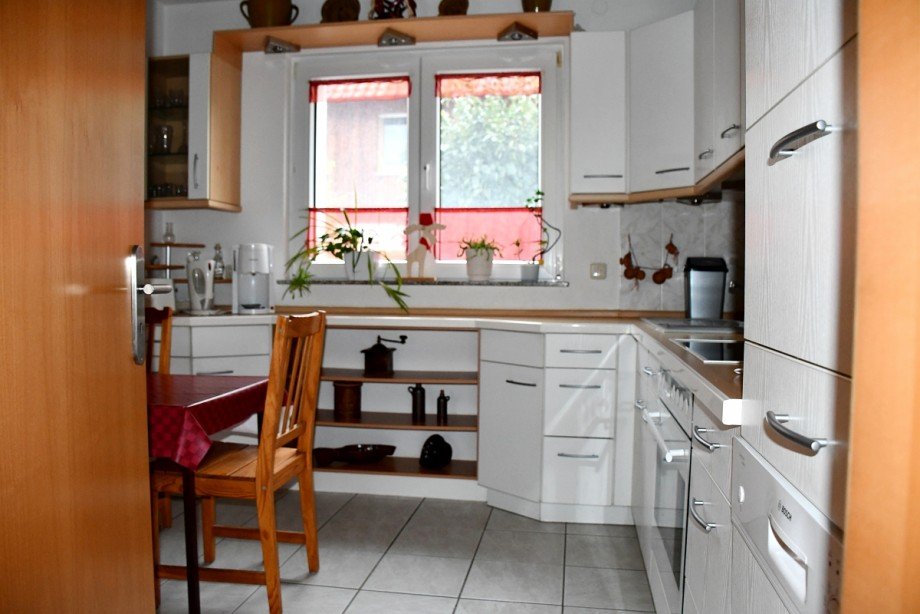ger�umige moderne Einbauk�che Doppelhaush�lfte Reinheim