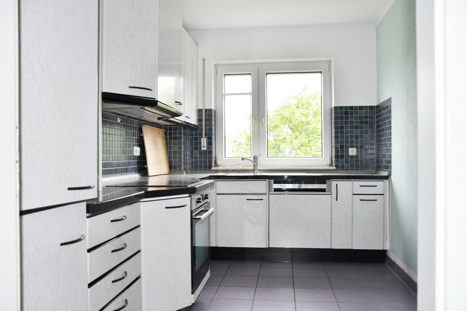 moderne Einbauk�che Etagenwohnung Darmstadt