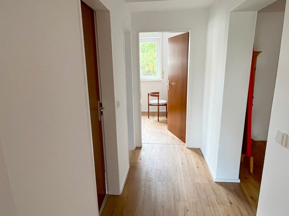 Flur Erdgeschosswohnung Ro�dorf