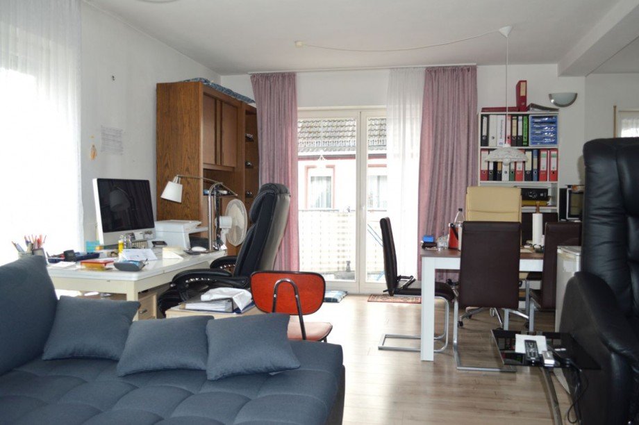 heller Wohn-/Essbereich Etagenwohnung Gro�-Zimmern