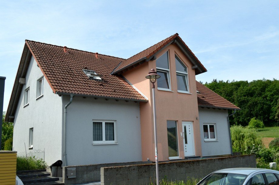 Hausansicht Vorderseite Zweifamilienhaus Gro�-Bieberau/Rodau