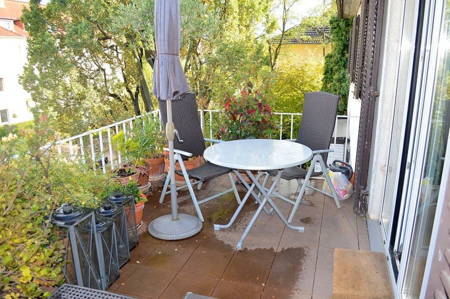 sch�ner Balkon Mehrfamilienhaus Darmstadt