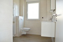 Tageslichtbad Erdgeschoss **VERKAUFT** Solides Mehrparteienhaus - 4 Wohneinheiten - in guter Wohnlage