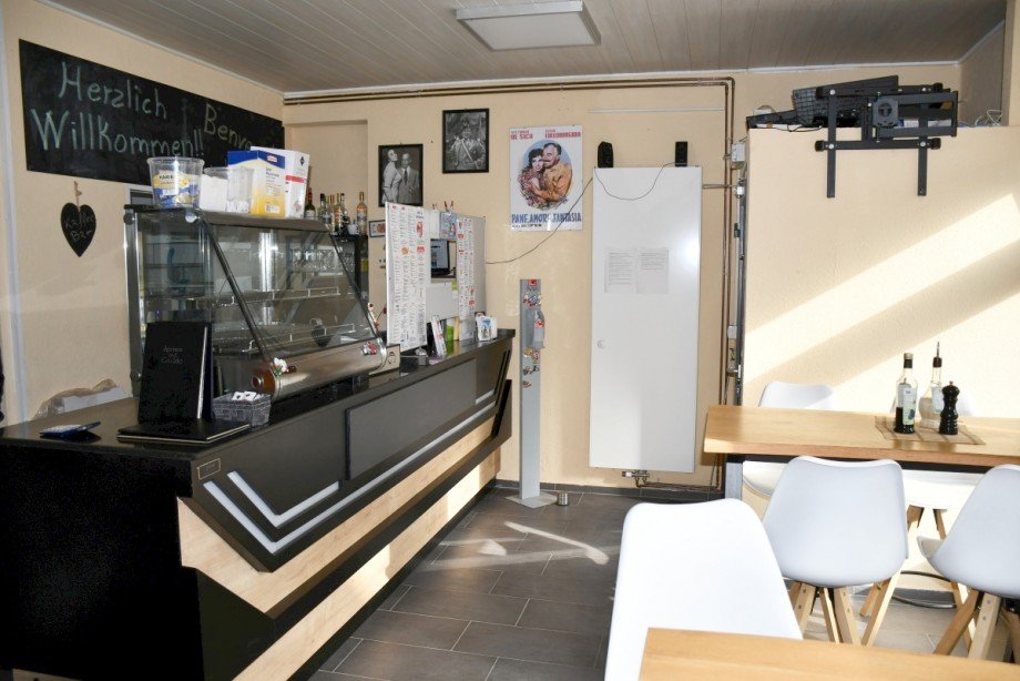 Pizza Verkauf Wohn- / Gesch�ftshaus Weiterstadt