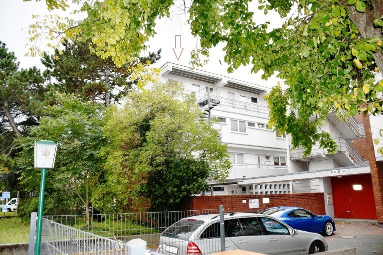 Hausansicht Darmstadt Etagenwohnung **VERKAUFT** Ansprechendes 1-Zimmer-Appartement mit Garage in zentraler Lage von Darmstadt