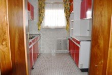 K�che **VERKAUFT** Einfamilienhaus mit ca. 100 m� Wfl. auf einer Ebene zuz. wohnraumm��ig ausgebautes UG