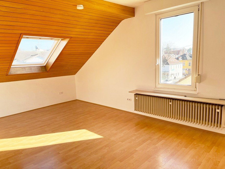 gem�tliches Wohnen/Schlafen Dachgeschosswohnung Darmstadt