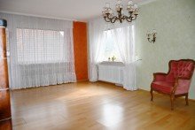 Wohnbereich **VERKAUFT** Einfamilienhaus mit ca. 100 m� Wfl. auf einer Ebene zuz. wohnraumm��ig ausgebautes UG
