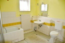 Tageslichtbad Untergeschoss **VERKAUFT** Charmantes Einfamilienhaus mit Gartenparadies in Seeheim