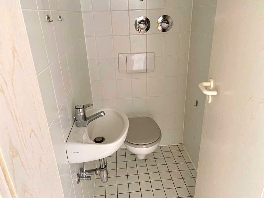 G�ste -WC Etagenwohnung Griesheim