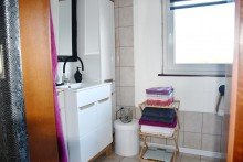 Tageslicht-Duschbad **VERKAUFT** Gem�tliche 2-Zimmer-Eigentumswohnung mit Balkon und Garage
