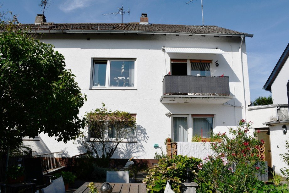 Hausansicht Gartenseite Mehrfamilienhaus Darmstadt