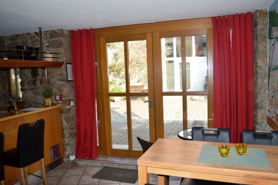 transparenter Eingangsbereich Haus Zwingenberg