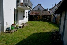 Garten **VERKAUFT** Attraktive Kapitalanlage � freistehendes modernes Zweifamilienhaus