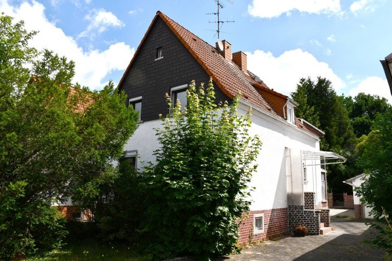 Hausansicht Gro�-Zimmern/Klein-Zimmern Zweifamilienhaus **VERKAUFT** Charmantes Zweifamilienhaus mit Ausbaupotenzial