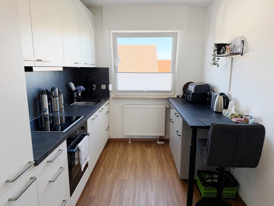 Einbauk�che Dachgeschosswohnung Pfungstadt-Eschollbr�cken